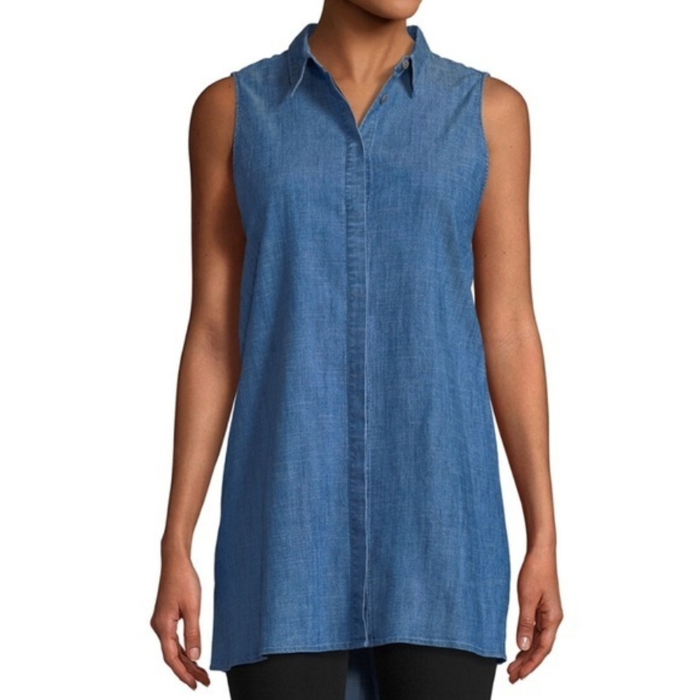 NWOT Alice + Olivia $250 Anisa Chambray Top Small